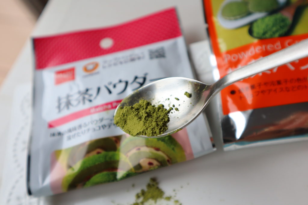抹茶パウダー【100均ダイソー・セリア】とスーパーの違いを比較！お菓子レシピも
