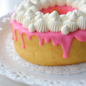 ドリップケーキ　ピンク
