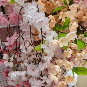 ダイソーひな祭り 100均飾りつけ 桜春グッズ ケーキやパーティー インテリア使用例も