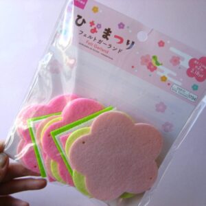 ダイソー100均ひな祭り22 お雛様や飾りつけグッズ ガーランドやステッカー セリアも