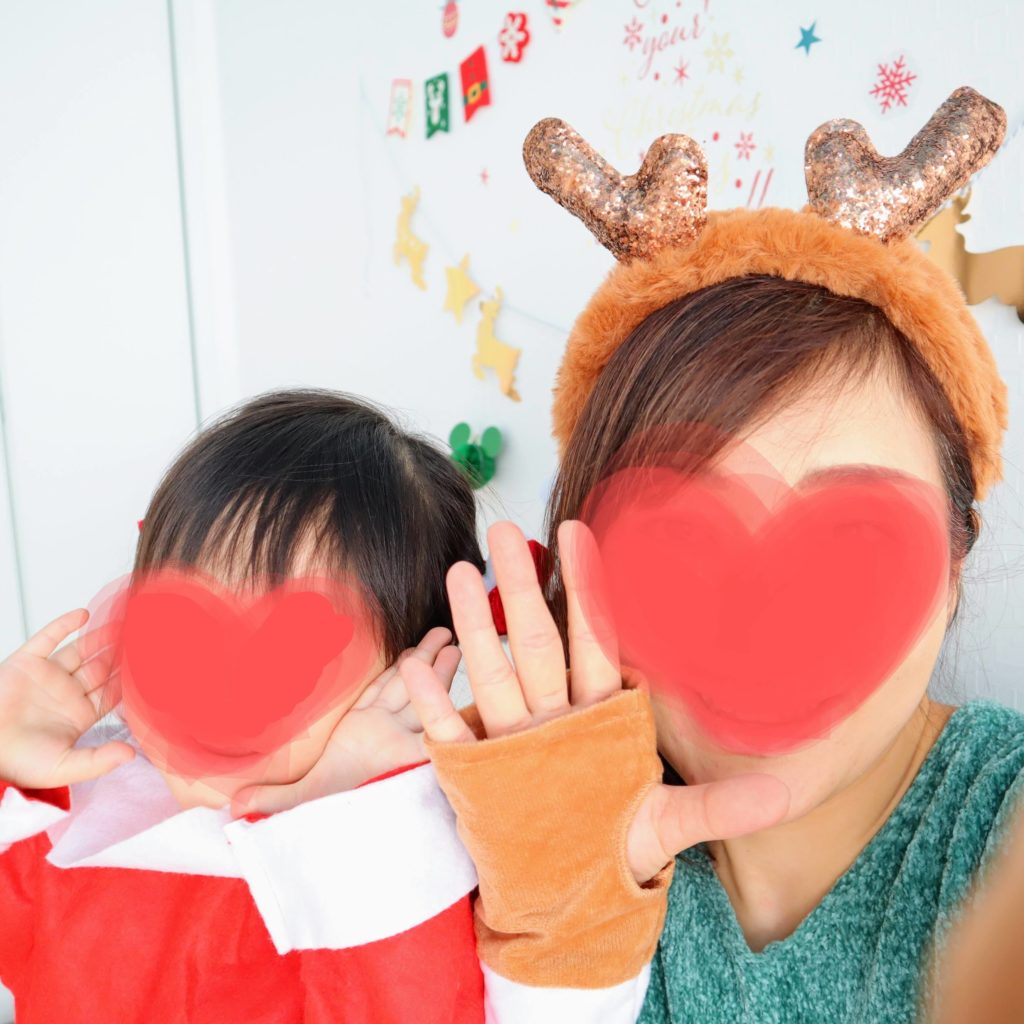 ダイソークリスマスサンタコスプレ 衣裳 トナカイカチューシャ帽子 大人 子ども用サイズと使用例も