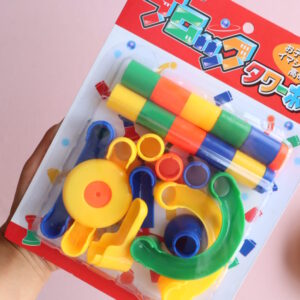 セリア100均 知育玩具ブロックタワーボール ビー玉転がしおもちゃ がピタゴラ装置みたいでおすすめ