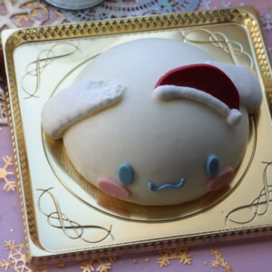 シナモンロール　クリスマスケーキ