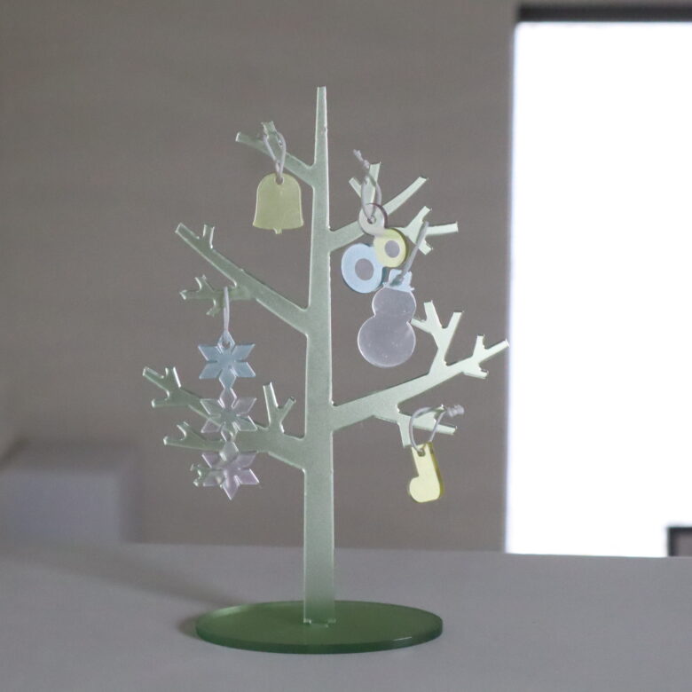 ダイソー　クリスマスツリー