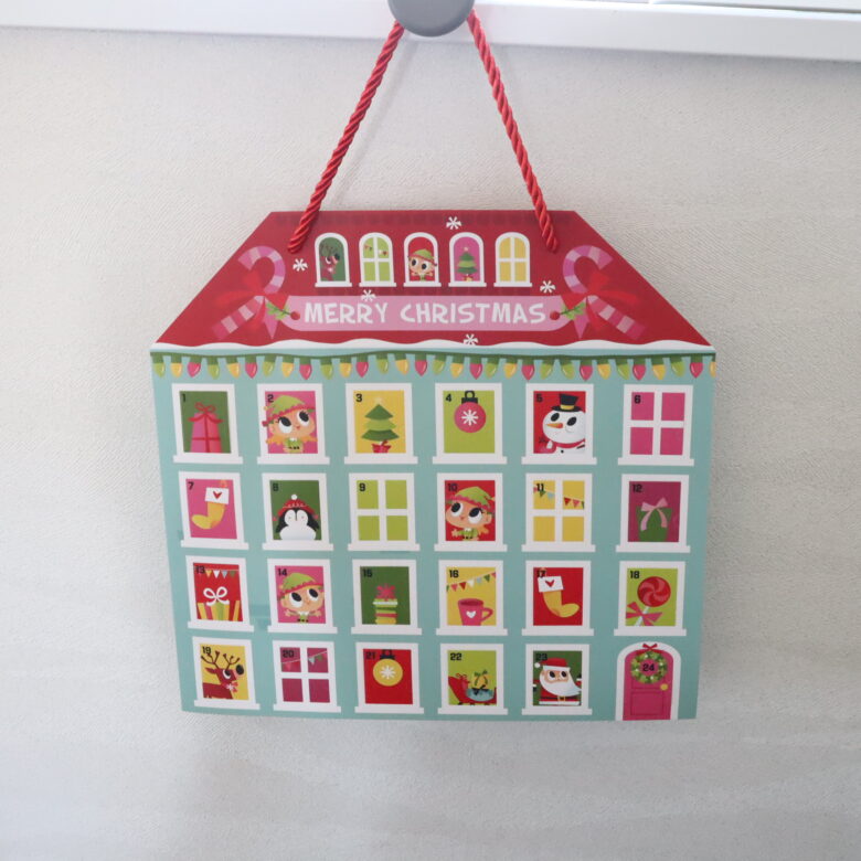 アドベントカレンダー　100均