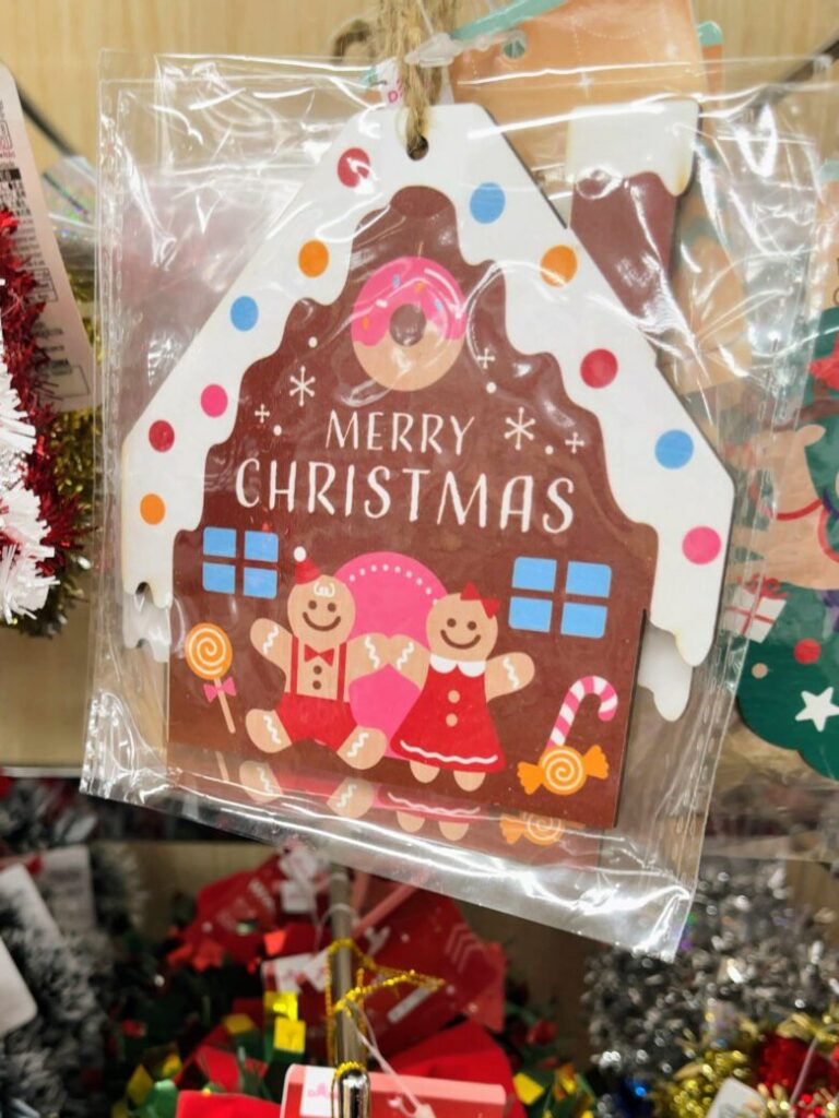 ダイソー　クリスマス　壁飾り