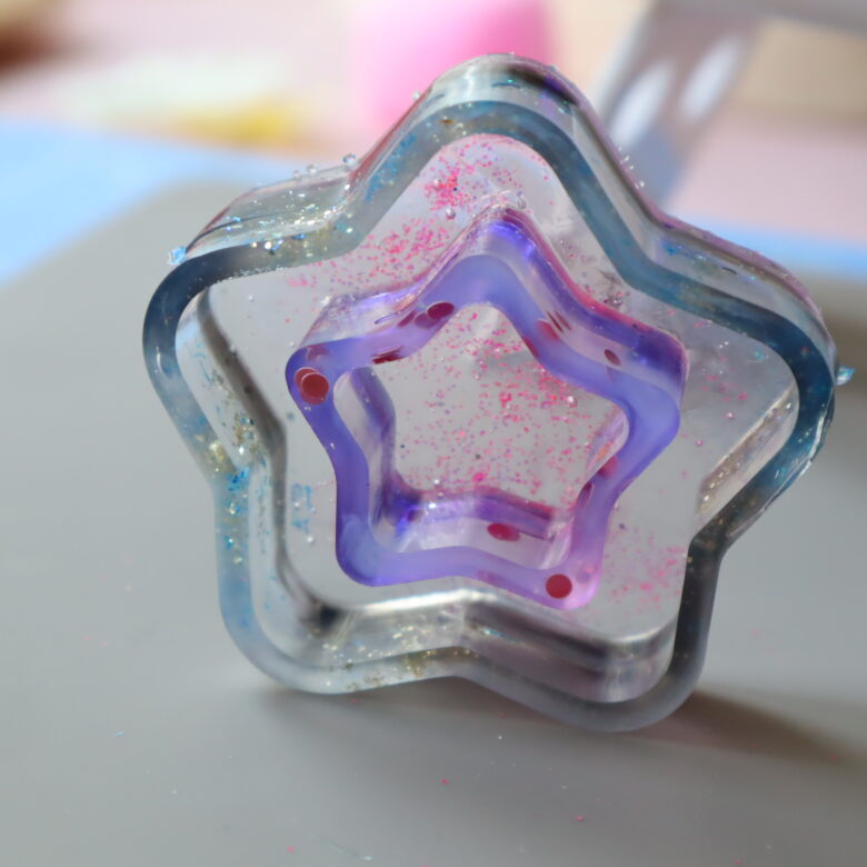 uvレジン　ダイソー