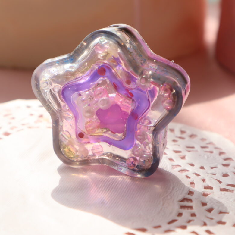uvレジン　ダイソー
