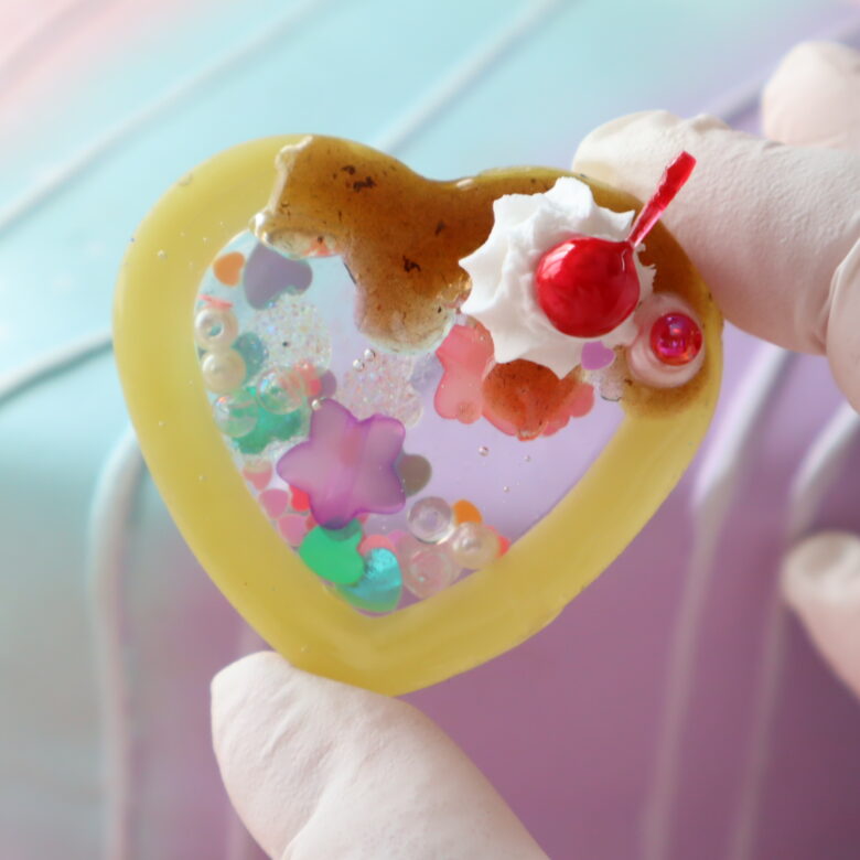 uvレジン　ダイソー